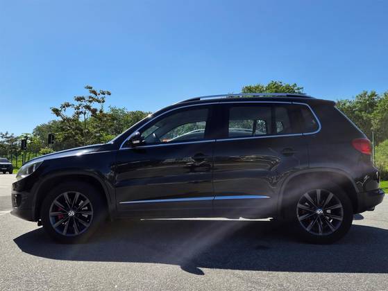 VOLKSWAGEN TIGUAN 2.0 TSI 16V TURBO GASOLINA 4P TIPTRONIC VOLKSWAGEN TIGUAN 2.0 TSI 16V TURBO GASOLINA 4P TIPTRONIC